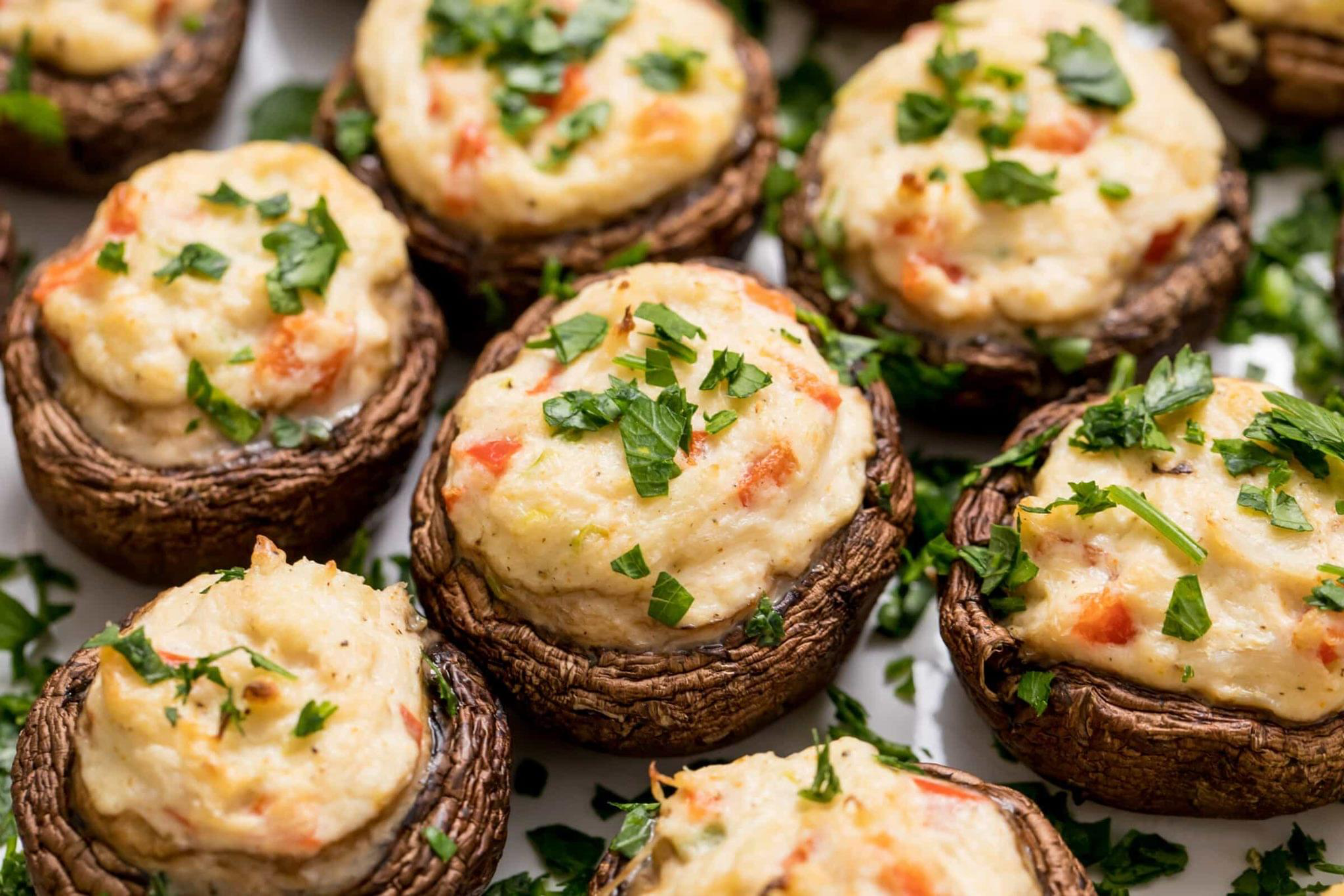 Crab-stuffed Mushrooms 🍄 🦀